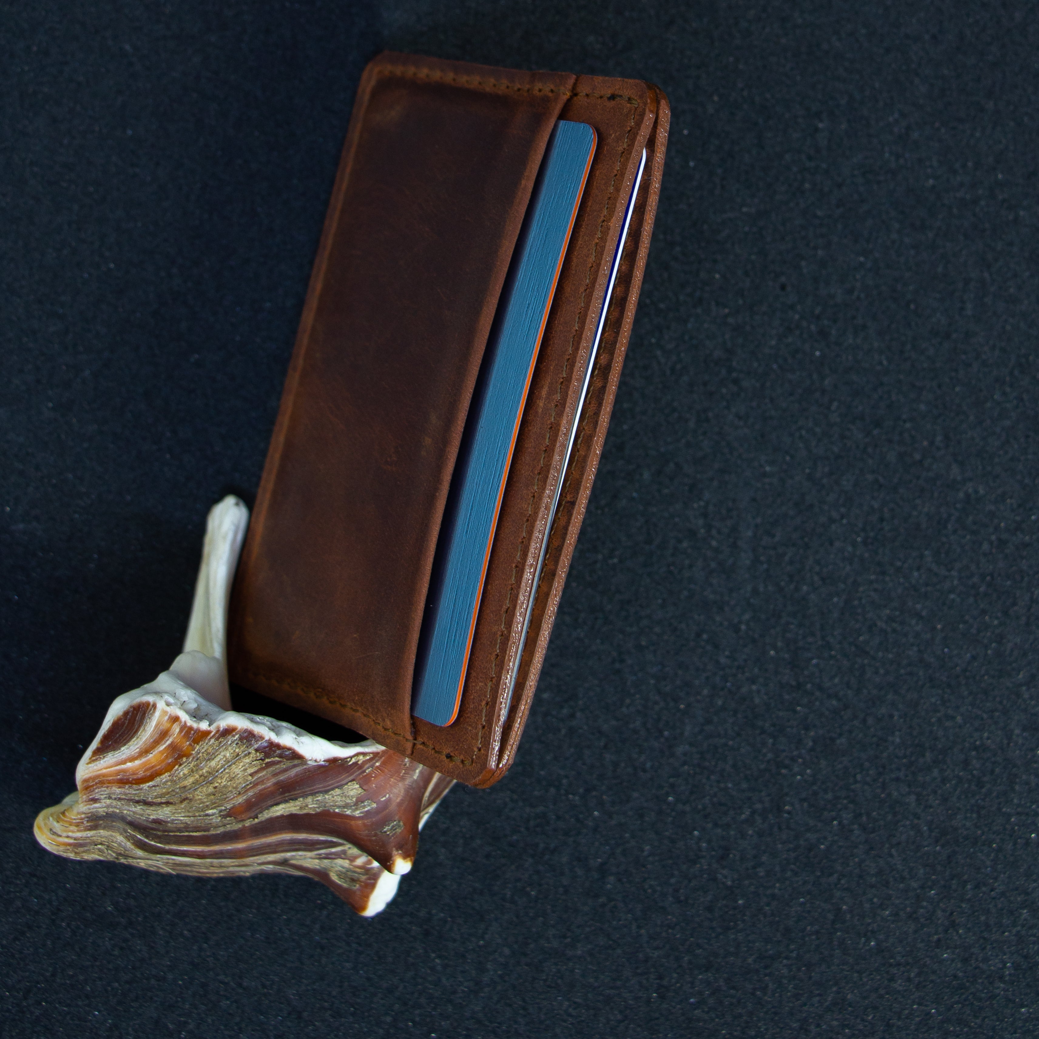 Minimalist Card Wallet - Saddle Brown